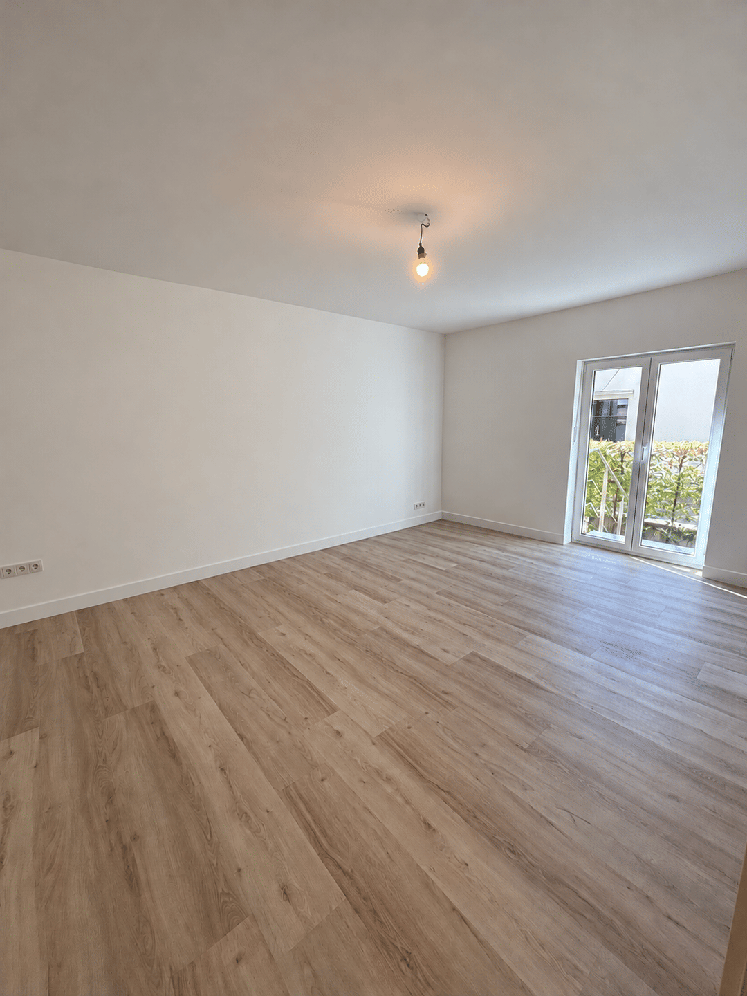 Gehobene 2-Zimmer-Hochparterre-Wohnung mit Garten und Tiefgaragenstellplatz in München zu vermieten, 81675 München (Au-Haidhausen Bogenhausen)