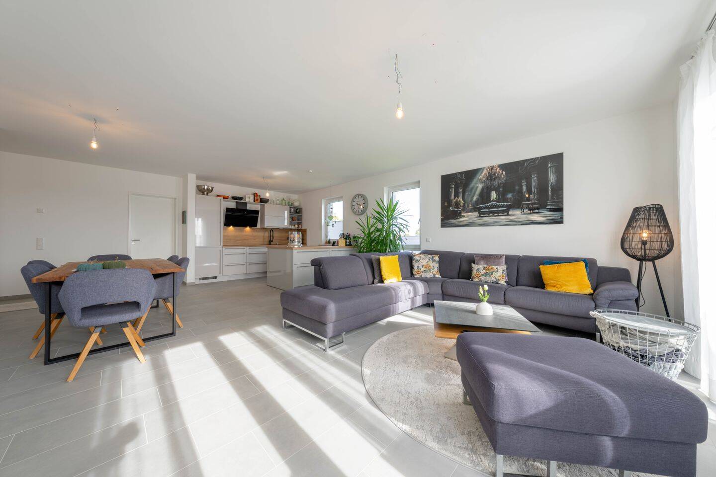 Neuwertige Wohnung mit Aufzug und hochwertiger Ausstattung im Rosenquartier Olfen, 59399 Olfen