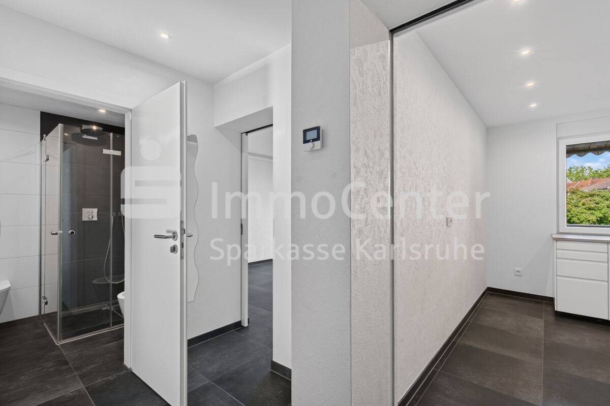 2022 kernsaniert – Attraktive Wohnimmobilie in gefragter Durlacher Lage!, 76227 Karlsruhe (Durlach Hohenwettersbach Stupferich)