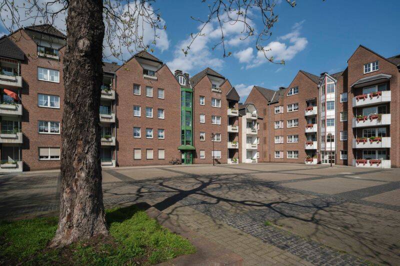 Einzugsbereite Senioren Wohnung wartet auf Sie – WBS erforderlich, 47137 Duisburg (Mittelmeiderich Obermeiderich Untermeiderich)
