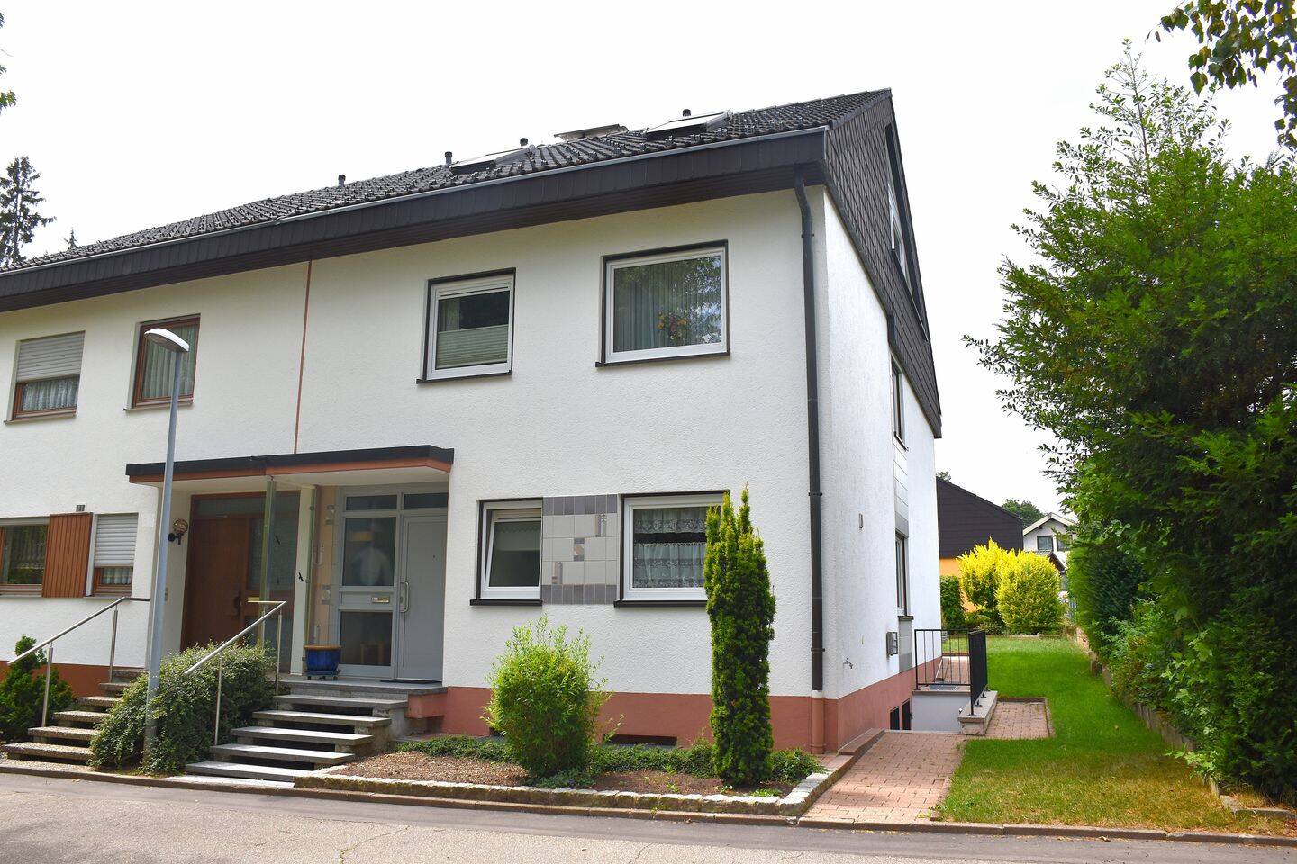 !!!Top-Gepflegte Doppelhaushälfte in ruhiger Umgebung!!!, 78112 St. Georgen im Schwarzwald