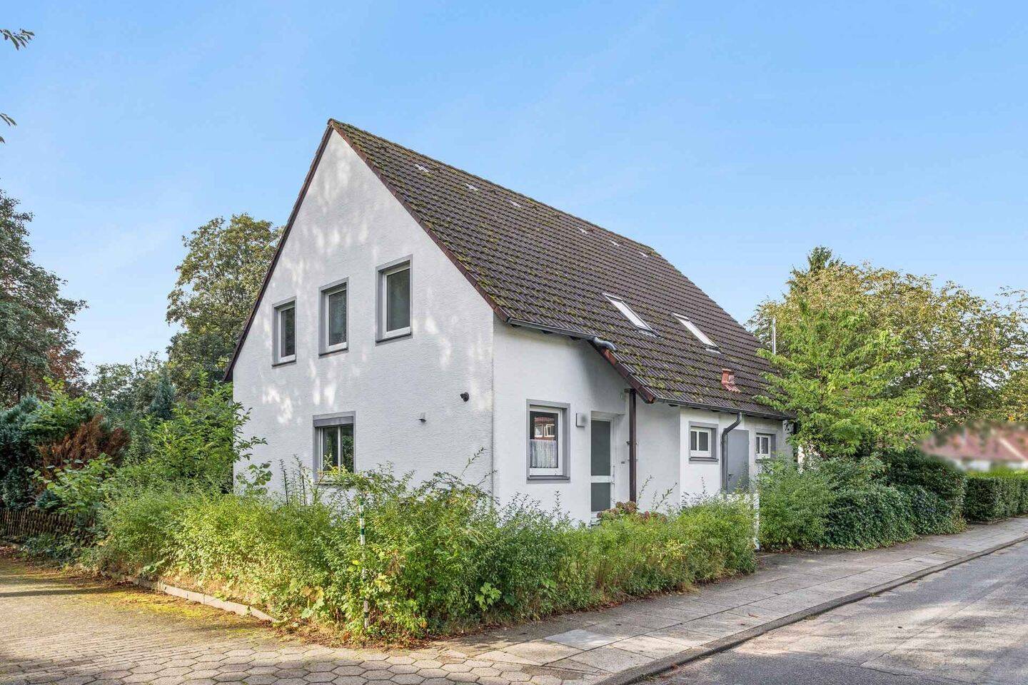 Ihr neues Wohnglück mit Erbpachtgrundstück – Doppelhaushälfte mit Garten und Potenzial in Langenhorn, 22417 Hamburg (Hamburg-Nord Hummelsbüttel Langenhorn)