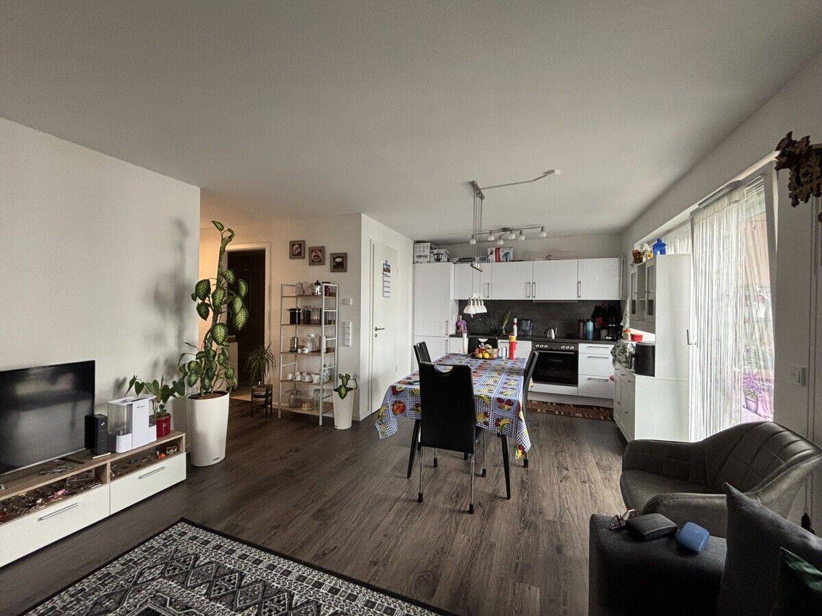 Schöne 2-Zimmer Whg. mit Balkon, Einbauküche und Stellplatz, 78048 Villingen-Schwenningen