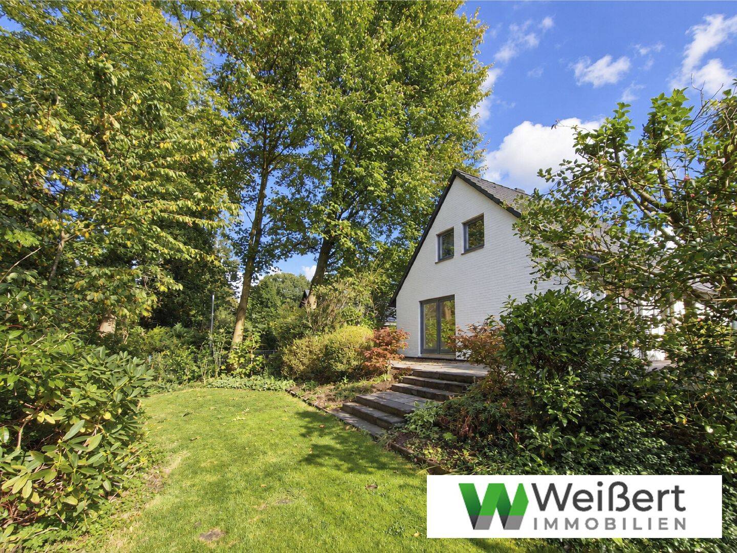 Familienglück nahe der Tonkuhle & dem Itzehoer Klinikum – EFH mit Südwest-Terrasse, 127 m² Wfl.& Doppelgarage, 25524 Itzehoe