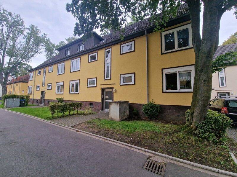 Sanierte 2-Zimmer-Wohnung in Reisholz, 40599 Düsseldorf (Benrath Hassels Holthausen Reisholz)