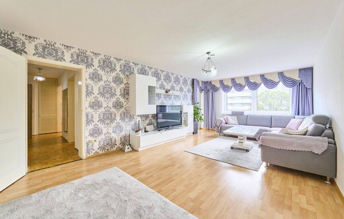 Gepflegte 3-Zimmer-Wohnung mit Balkon, 81379 München (Sendling Sendling-Westpark Thalk. Obersendl.-Forsten-Fürstenr.-Solln)