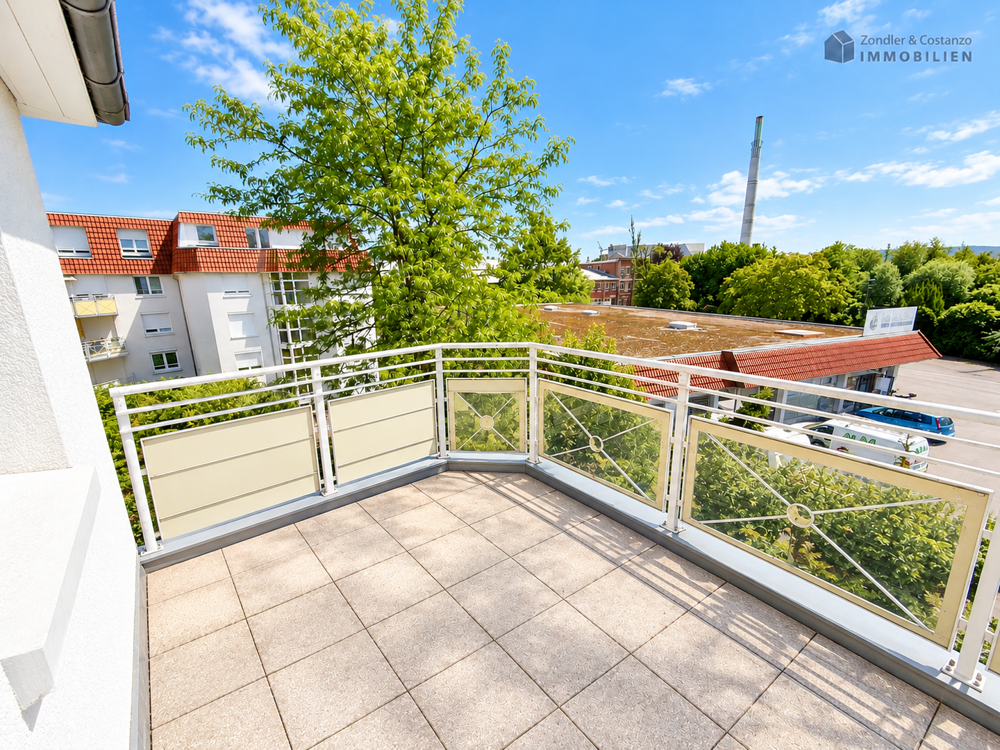 * STUTTGART-MÜNSTER: Schöne, helle 2,5-Zi.-Whg. mit Balkon * TG-Stpl. * BJ 1992 * gute Wohnlage *, 70376 Stuttgart (Bad Cannstatt Burgholzhof Münster Zuffenhausen)