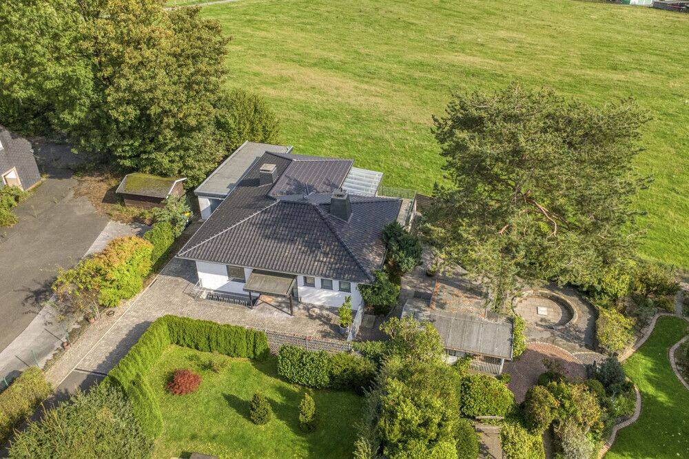 Einziehen und Wohlfühlen – der perfekte Bungalow für die Kombination aus Wohnen und stillem Gewerbe, 42287 Wuppertal (Barmen)