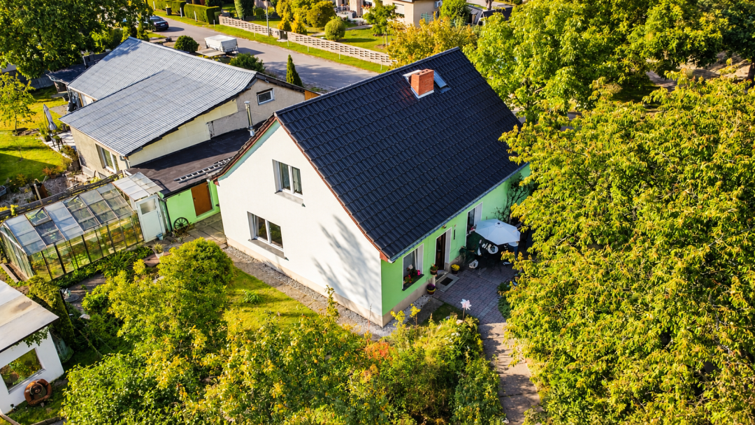 Einfamilienhaus mit großem Eckgrundstück in Berlin-Französisch Buchholz, 13127 Berlin (Pankow)