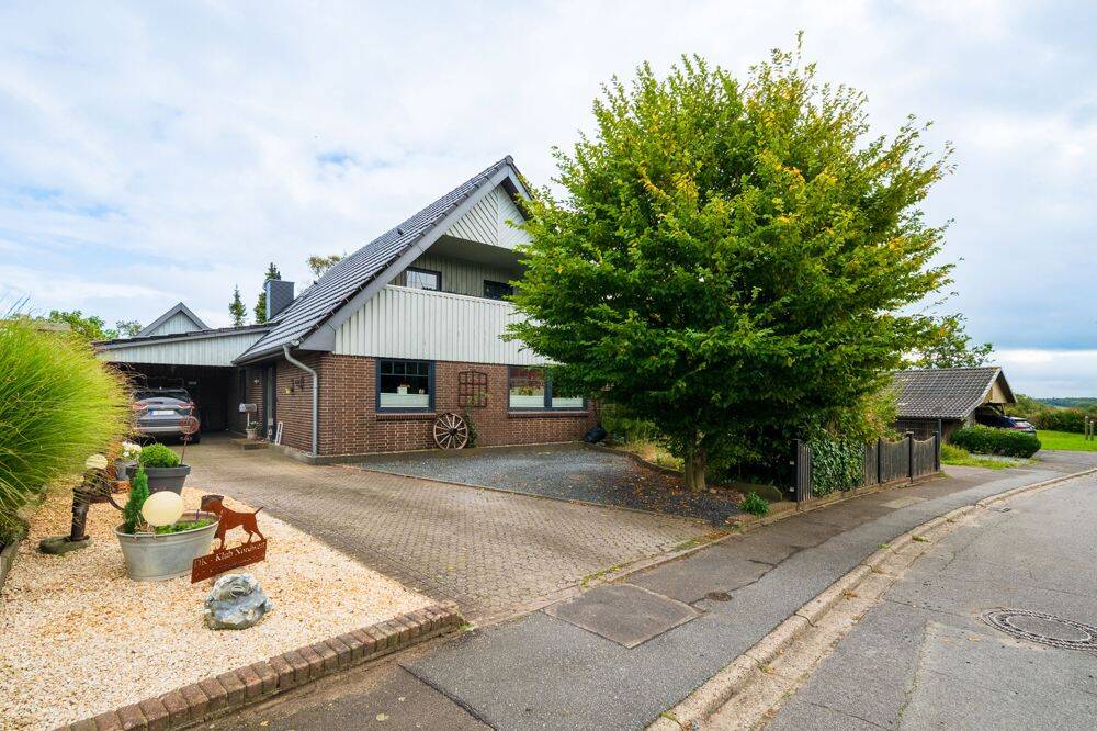 Viel Platz zum Wohlfühlen – Einfamilienhaus mit tollem Grundstück und PV-Anlage, 25885 Oster-Ohrstedt