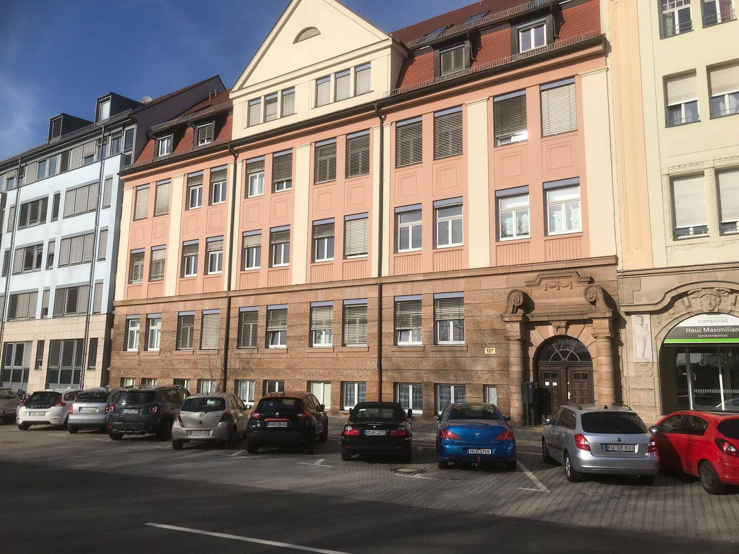 Helles Souterrainzimmer mit Aufzug in modernisiertem Haus, 90429 Nürnberg