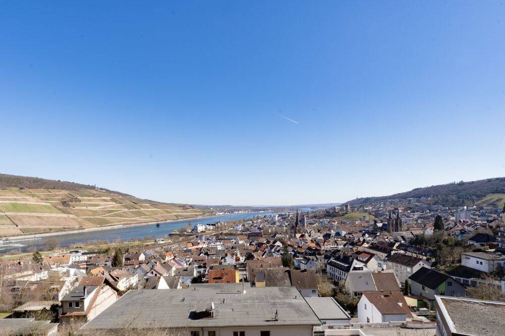Gehoben möbiliertes Apartment mit traumhaftem Rheinblick, 55411 Bingen am Rhein