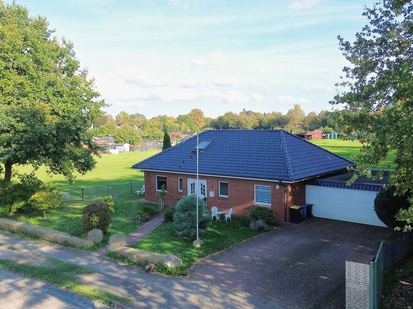 Perfekter Mix: Naturnahes Wohnen mit guter Infrastruktur, 25436 Uetersen