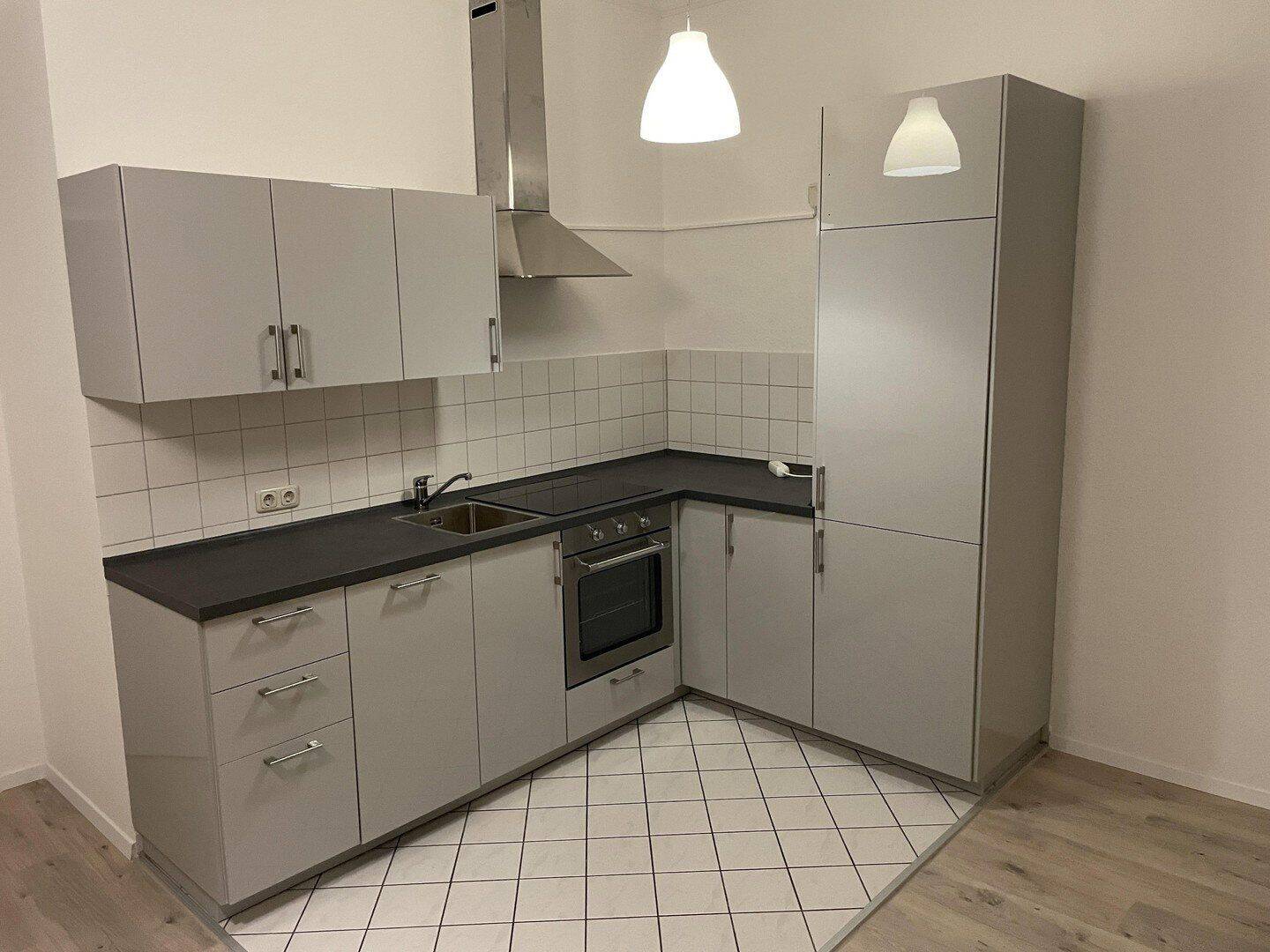 Ruhige 2-Zimmer-Wohnung mit Balkon und hochwertiger Einbauküche in Stadtfeld Ost, 39108 Magdeburg (Altstadt Stadtfeld Ost)