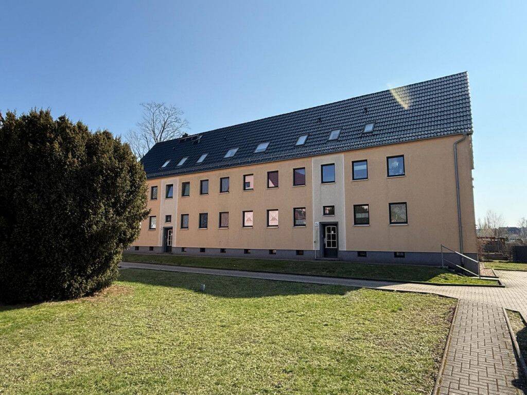 2 Raum Wohnung mit Balkon, 39128 Magdeburg