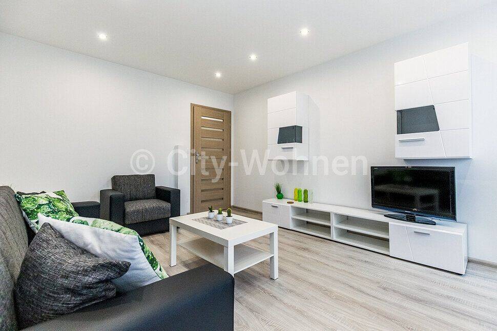 Nettes 2-Zimmer-Apartment mit Balkon in der Nähe des Stadtparks in Hamburg-Barmbek, 22307 Hamburg (Hamburg-Nord Barmbek-Nord)