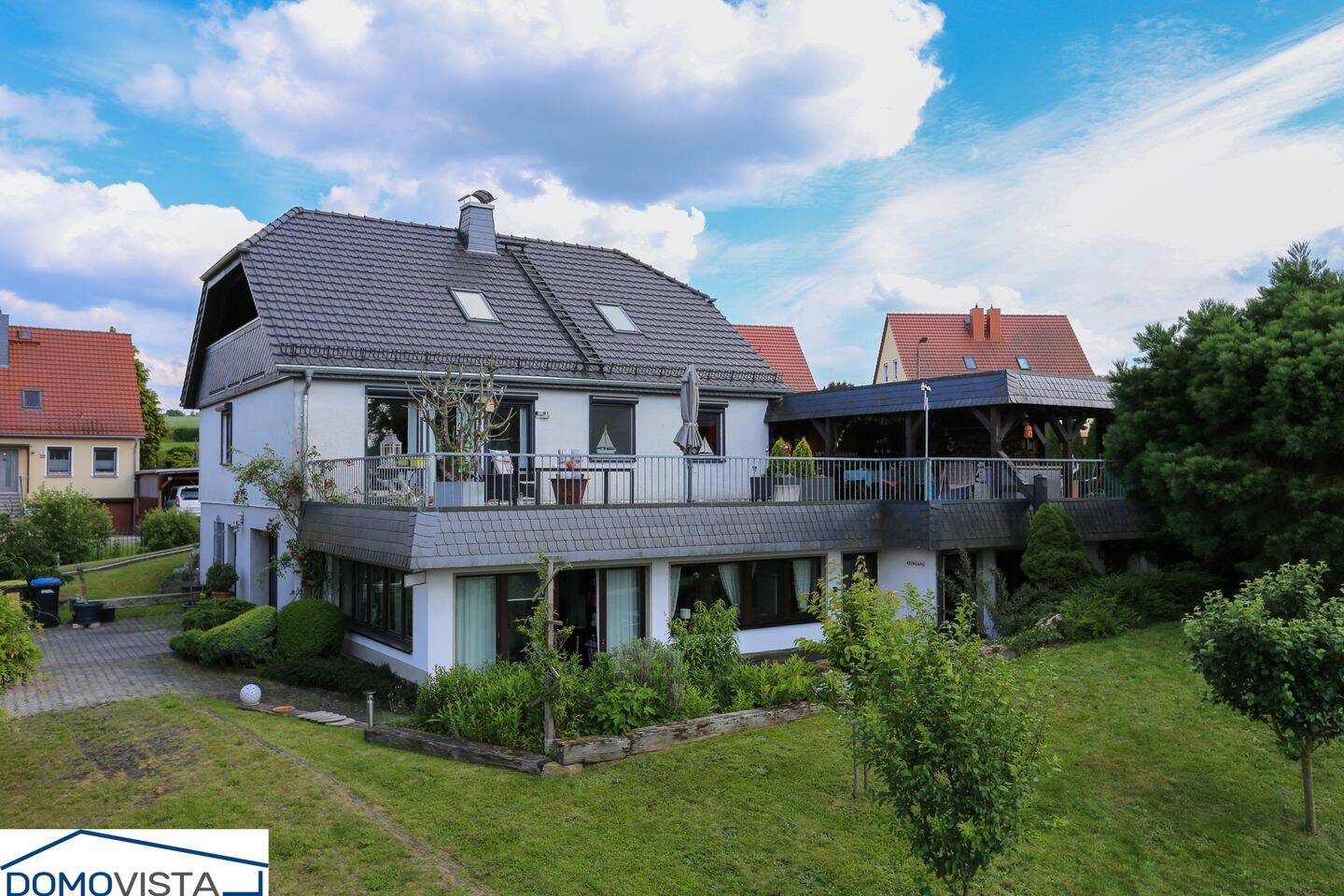 Wohnen, arbeiten, am Pool entspannen – alles unter einem Dach und doch klar getrennt, 2899 Schönau-Berzdorf a.d. Eigen
