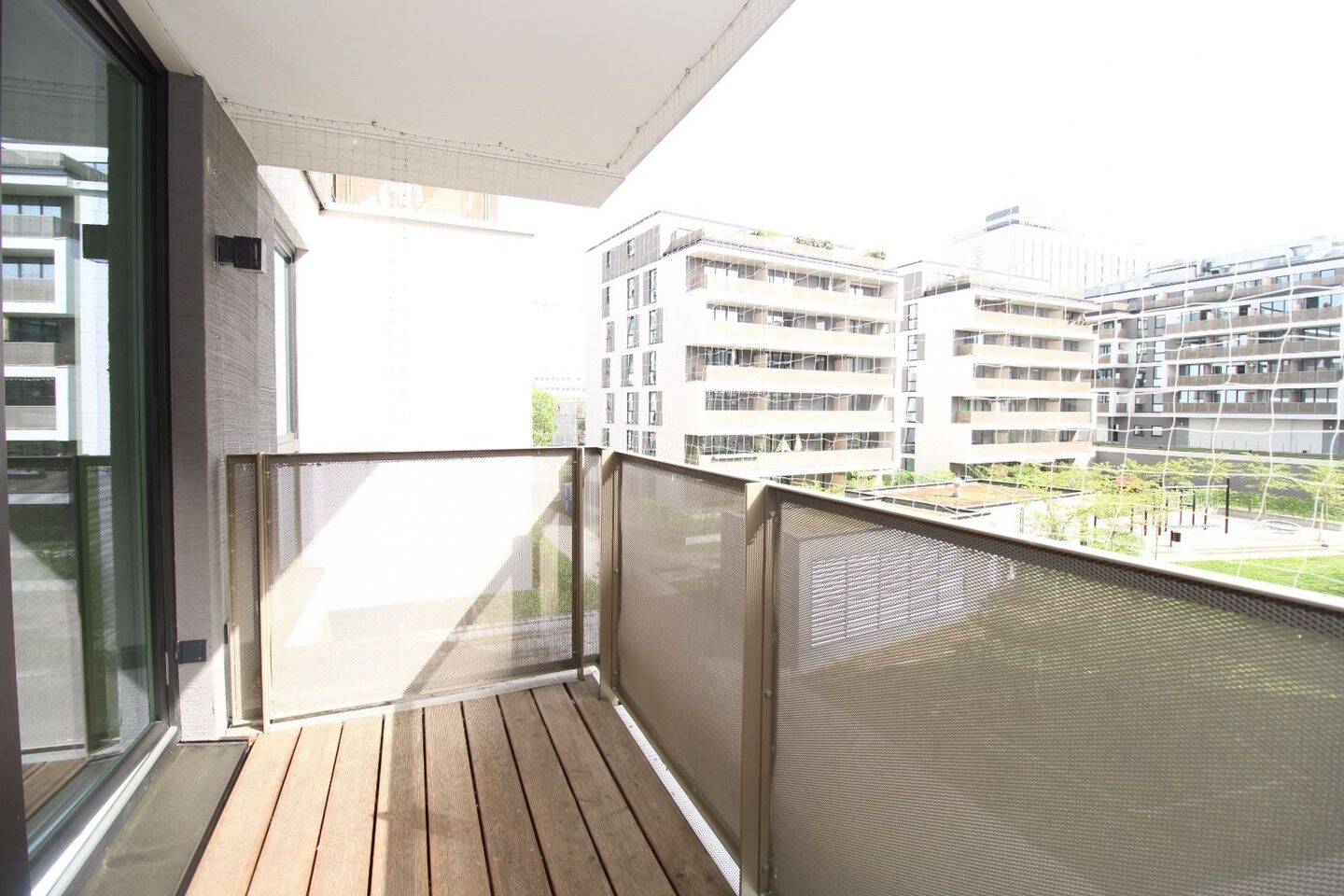 NEU! Moderne 2-Zi.-Whg. mit EBK & Balkon !!!, 1069 Dresden