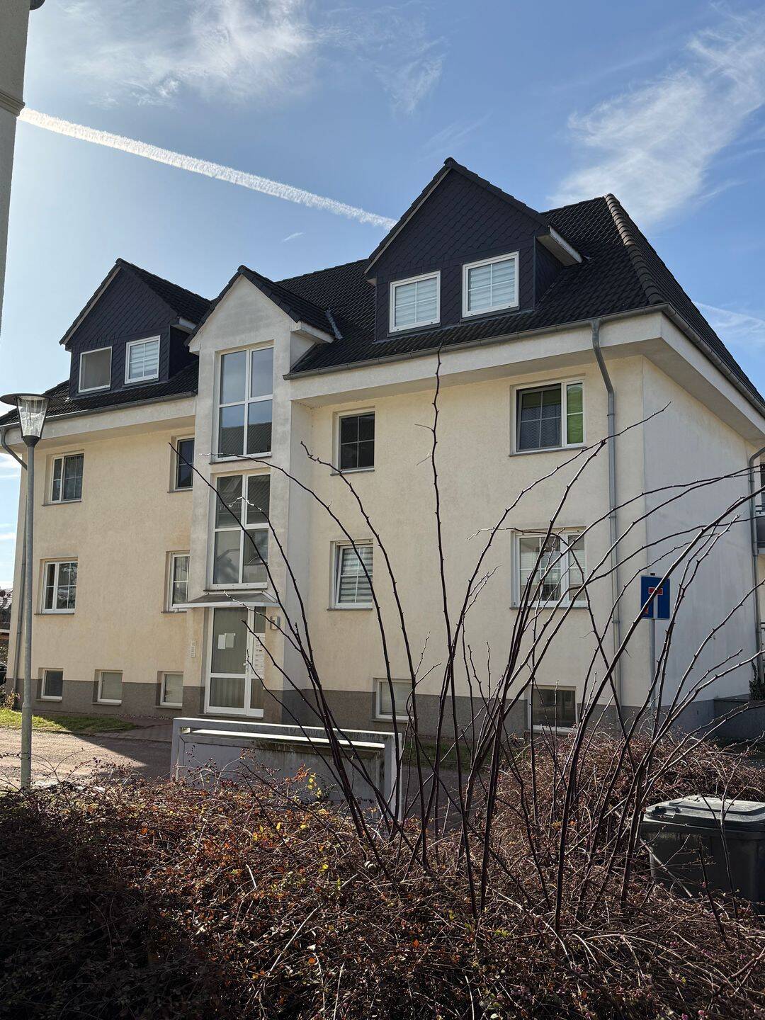 Attraktive 2-Zimmerwohnung mit 13 qm Südbalkon in ruhiger Toplage Merseburg Freiimfelde/Schkopau, 68 qm Wohn-Grundfläche, 6217 Merseburg