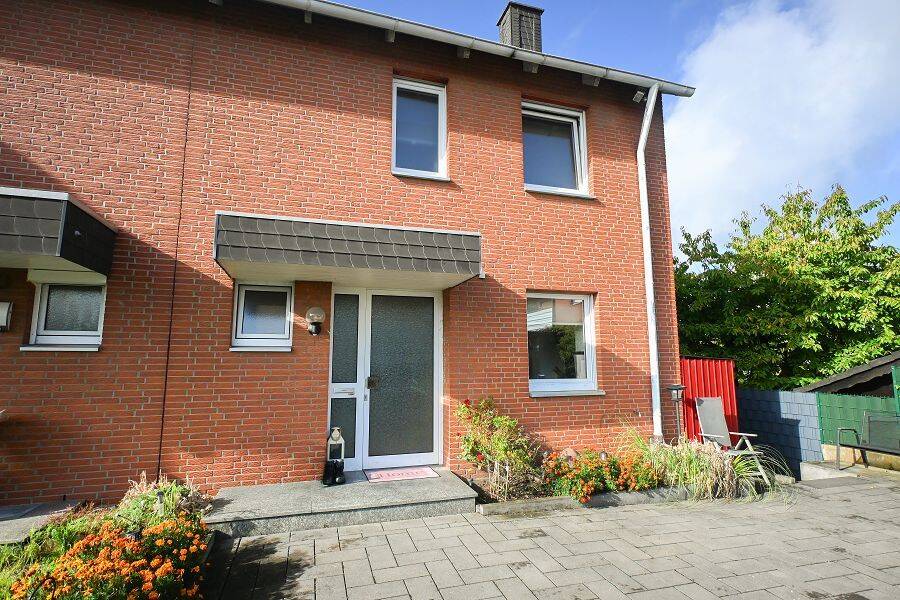 Gütersloh-Innenstadt: Charmantes Einfamilienhaus mit Garten und überdachter Terrasse!, 33332 Gütersloh