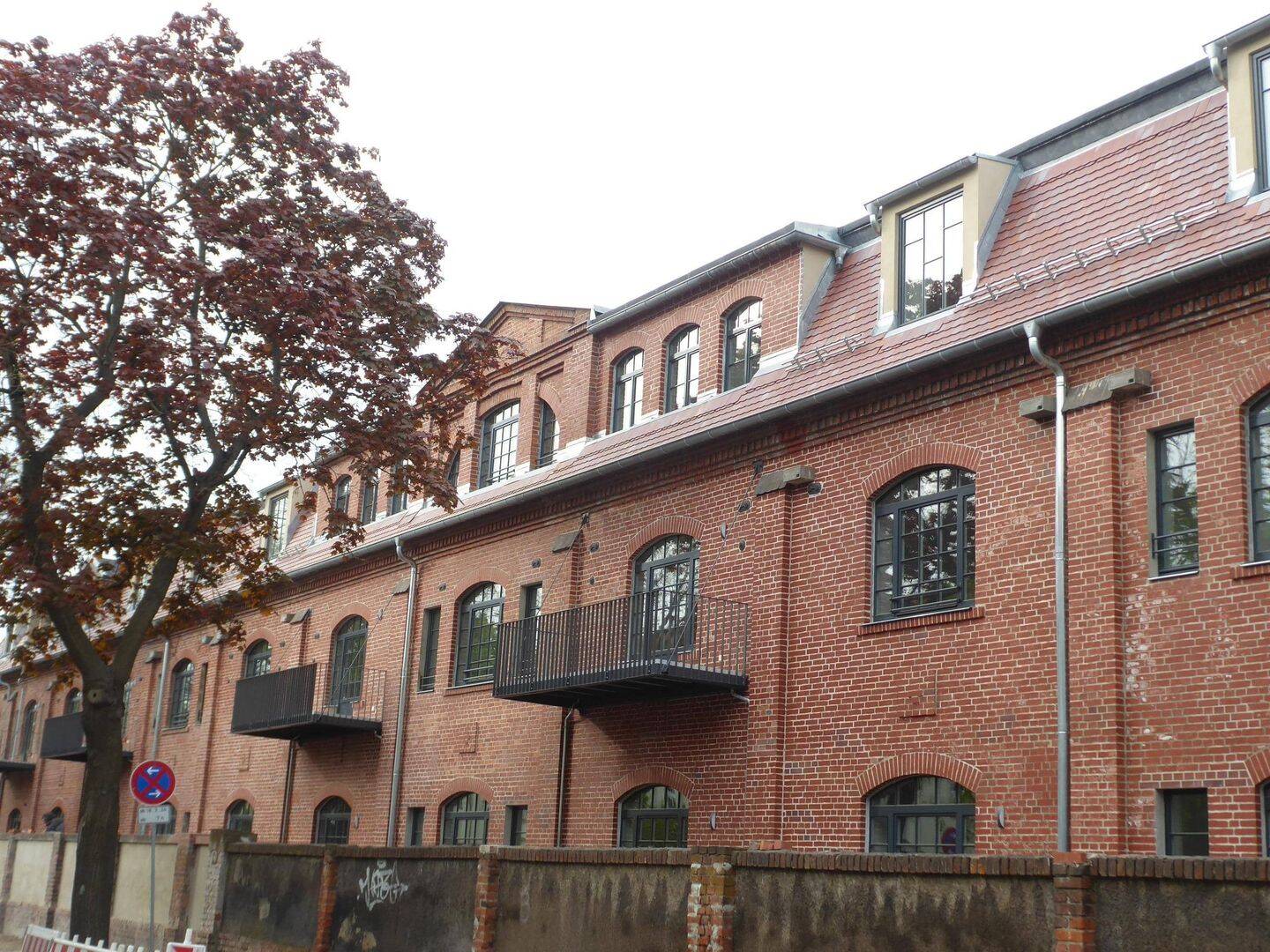 **Wohnen im Denkmal**tolle 2 Zimmer WE mit Balkon*, 1257 Dresden (Großzschachwitz Leuben Lockwitz Niedersedlitz)