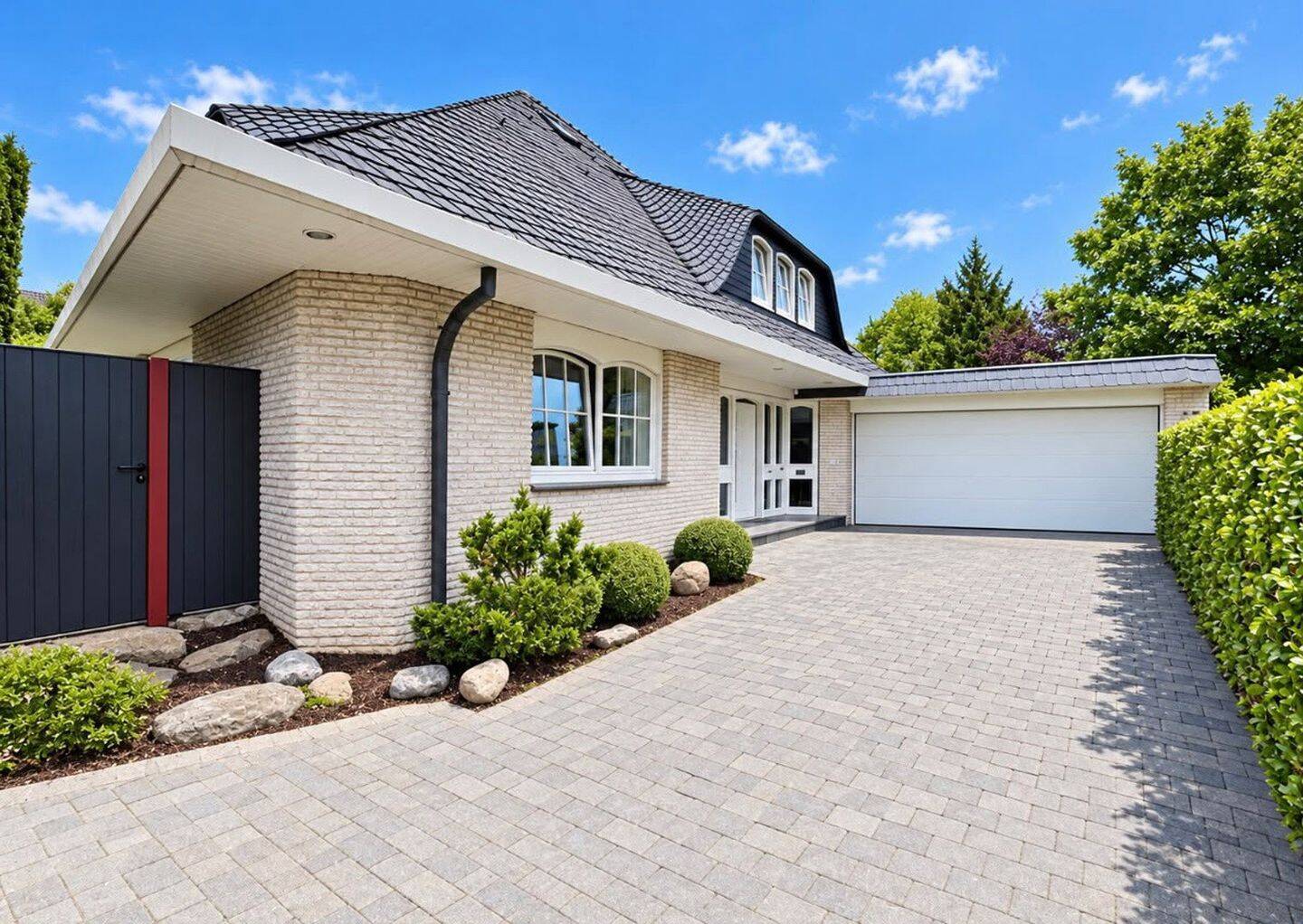 Architekten-Villa mit Kaminzimmer, Wellness-Keller & Designergarten – Privatverkauf in Melle, 49324 Melle