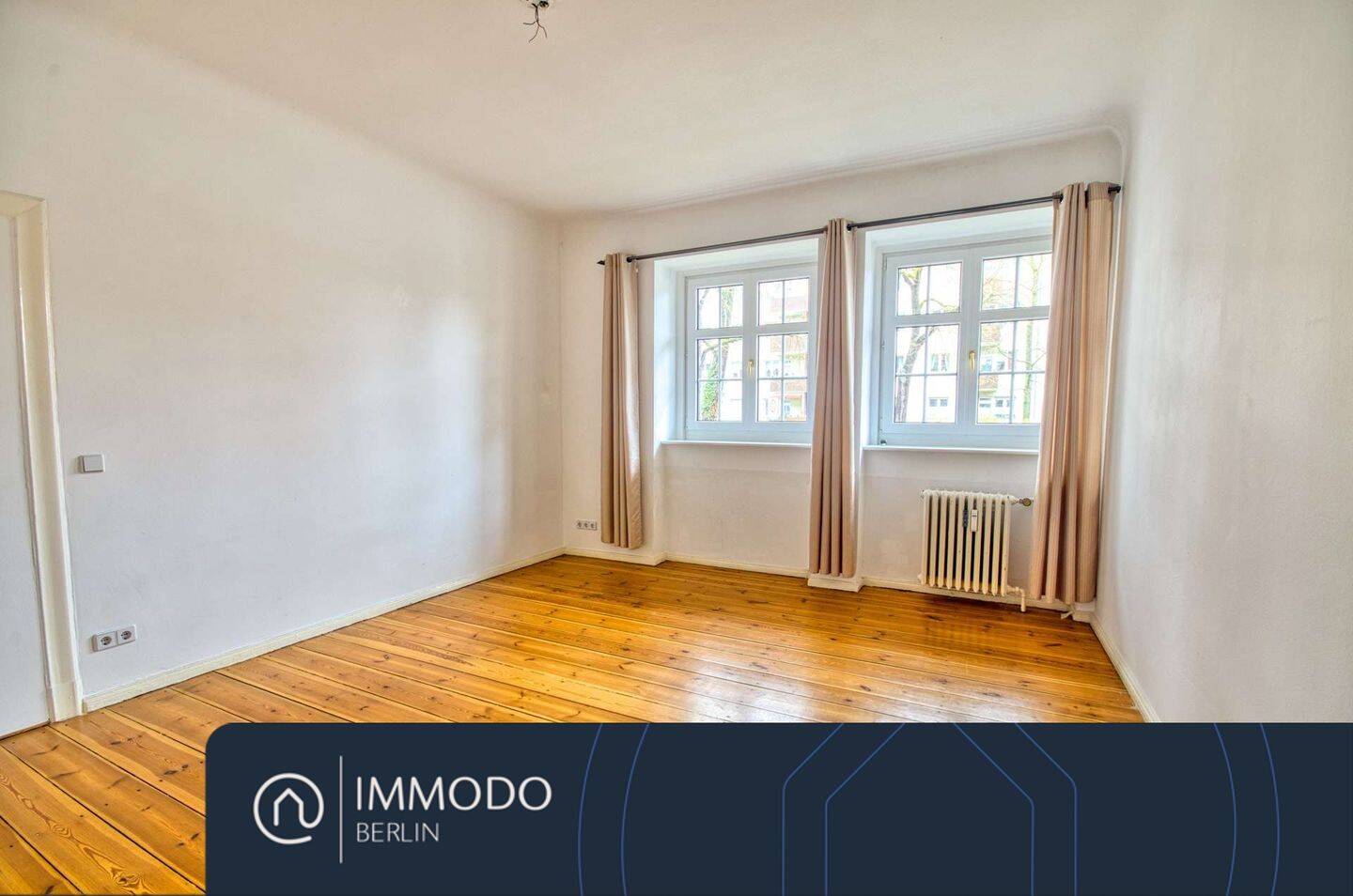?? Barrierefrei zwischen Zoo und Wittenbergplatz – gemütliche 2 Zimmer Altbau Wohnung im Hinterhaus, 10787 Berlin (Charlottenburg-Wilmersdorf Charlottenburg Schöneberg Tiergarten)