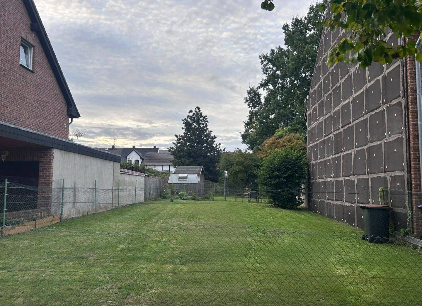 Attraktives Baugrundstück in Grevenbroich-Kapellen, 41516 Grevenbroich
