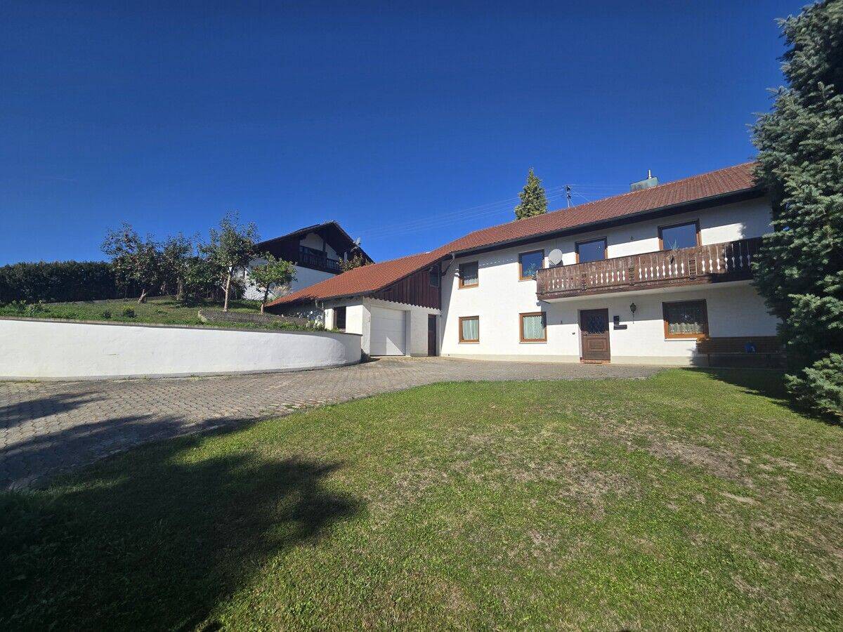 Schönes, bereits technisch modernisiertes Einfamilienhaus in Lohkirchen – gute Anbindung!!, 84494 Lohkirchen