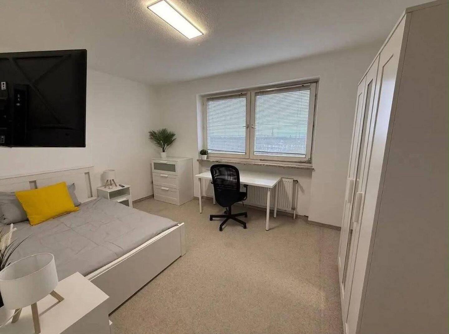 Exklusives WG Zimmer mit Doppelbett und schöner Aussicht, 91056 Erlangen