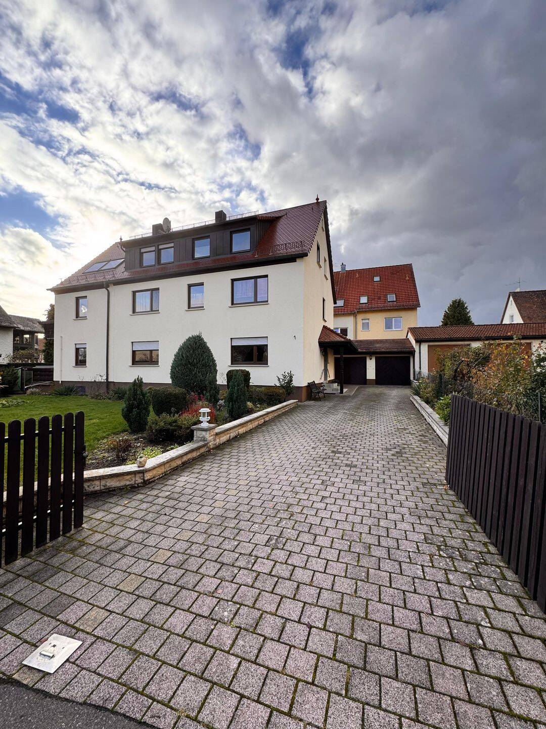 Schöne 4-Zimmer-Wohnung mit Terrasse und großen Wohnzimmer, 91220 Schnaittach