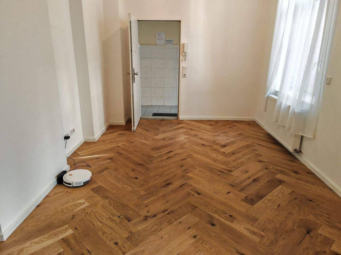 1 ZW STUDIO EBK DUSCHBAD INTERNET STROM HEIZUNG ALLES incl 1 WARMMIETE ! AN DER GOTHE UNI FUSSLÄUFIG ALTE OPER BANKENVIERTEL PENNY DM REWE POST, 60323 Frankfurt am Main (Westend-Nord Westend-Süd)