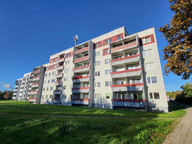 1 Zimmer und ebenerdige Dusche…, 6132 Halle (Saale) (Ammendorf-Beesen Planena Radewell-Osendorf Silberhöhe)