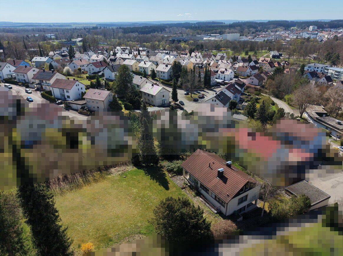 Charmantes Wohnhaus mit Perspektive: Großzügige Wohnflächen, separate Einliegerwohnung und zusätzliches Baugrundstück mit Entwicklungspotenzial, 78056 Villingen-Schwenningen
