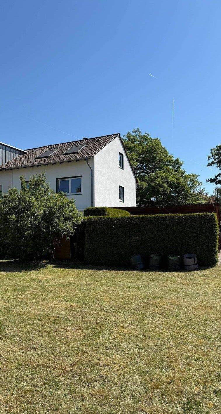 RENOVIERTE DOPPELHAUSHÄLFTE IN MAINZ-LERCHENBERG MIT 5 SCHLAFZIMMERN, 55127 Mainz (Drais Lerchenberg Marienborn)