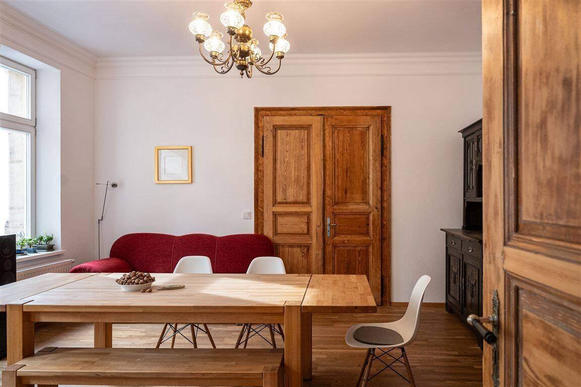 Repräsentative, energetisch sanierte Altbauwohnung, 90763 Fürth (Südstadt Weikershof)