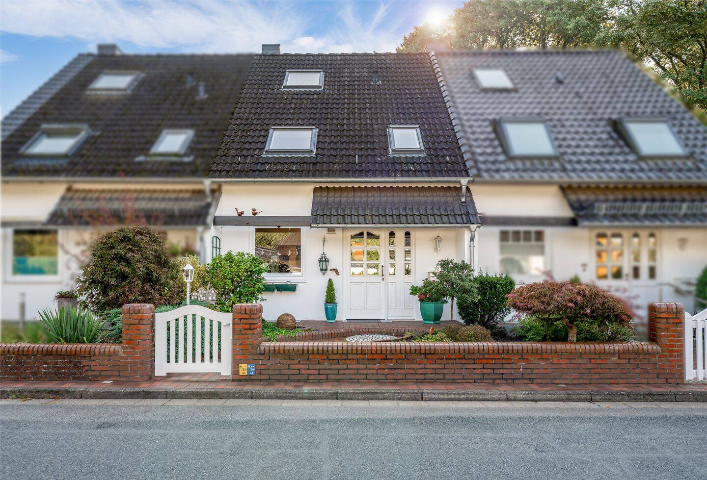 Reihenmittelhaus mit hochwertigem Wintergarten, Balkon & Garage in Baden, 28832 Achim
