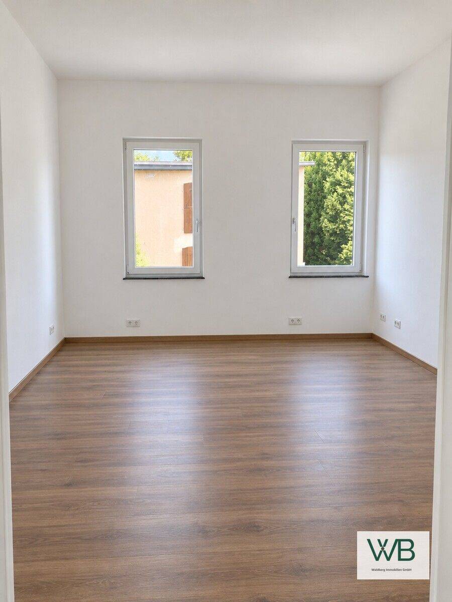 Neu sanierte Altbau-Wohnung 2 Zimmer in Schöningen – Erdgeschoss mit Gartenanteil, 38364 Schöningen