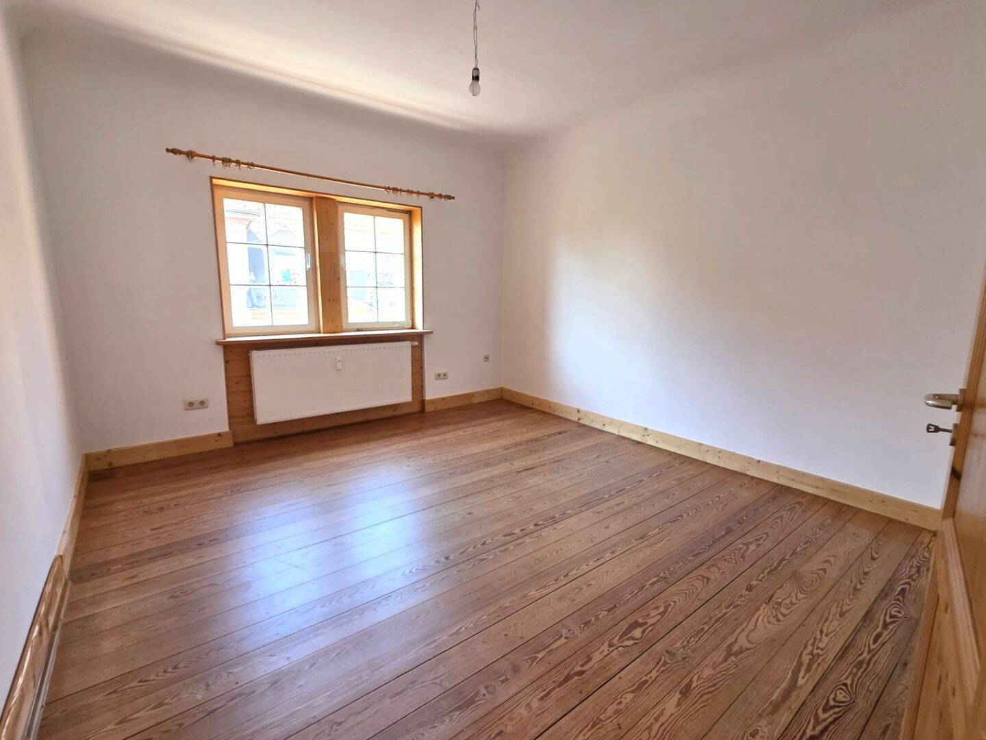 Schöne, zentrale 2-Zi.-Wohnung, 75177 Pforzheim (Katharinenthalerhof Eutingen Nordstadt Nordweststadt Oststadt)