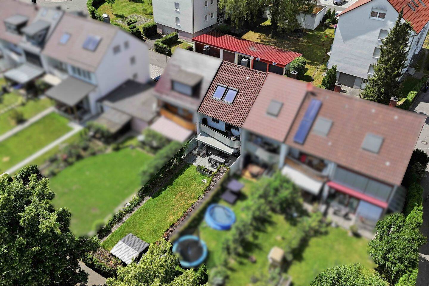 Sonnenverwöhnt! Gepflegtes Reihenmittelhaus mit schönem Garten in beliebter Wohnlage, 88400 Biberach an der Riß
