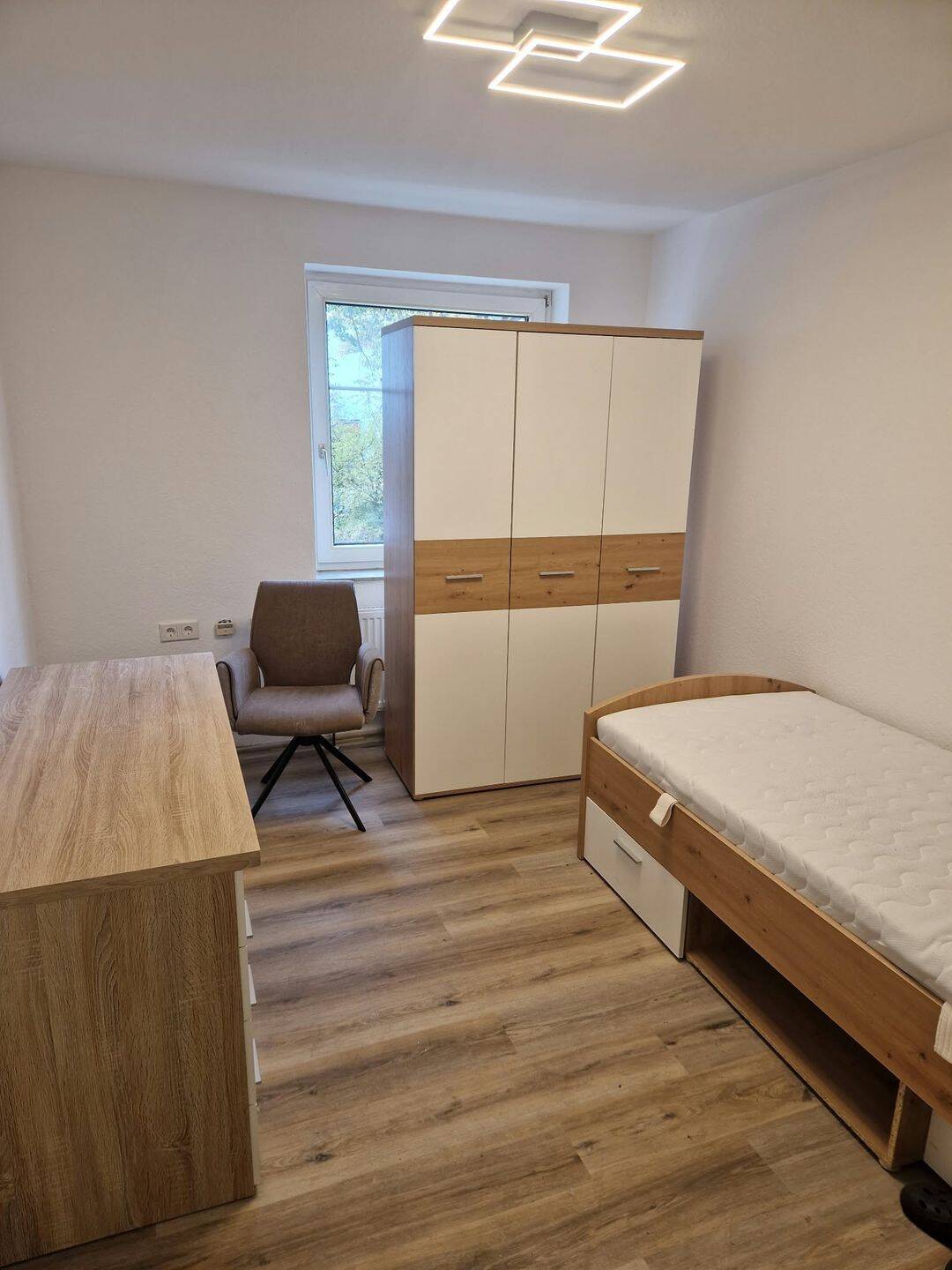 Mietwohnung, 1 Zimmer, 18 m², in Erlangen, 91052 Erlangen (Anger Erlangen-Ost Erlangen-Süd Innenstadt)