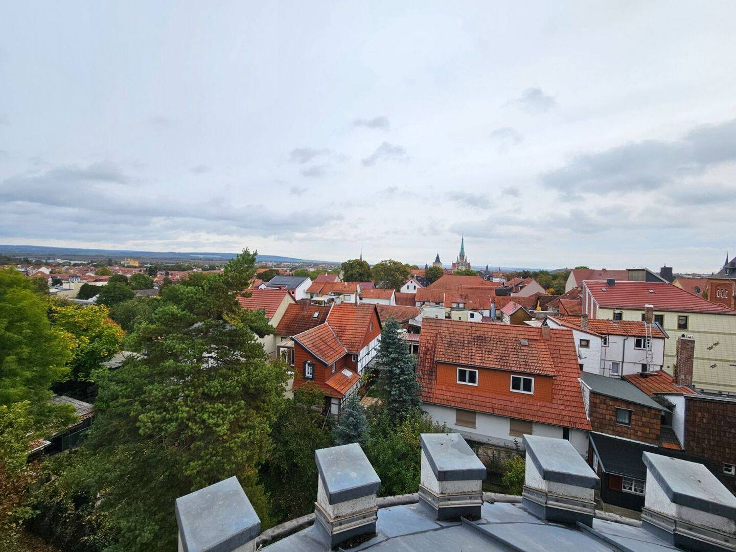 Altbaucharme über den Dächern von Mühlhausen – 2 Zimmer mit Balkon direkt am Frauentor, 99974 Mühlhausen/Thüringen