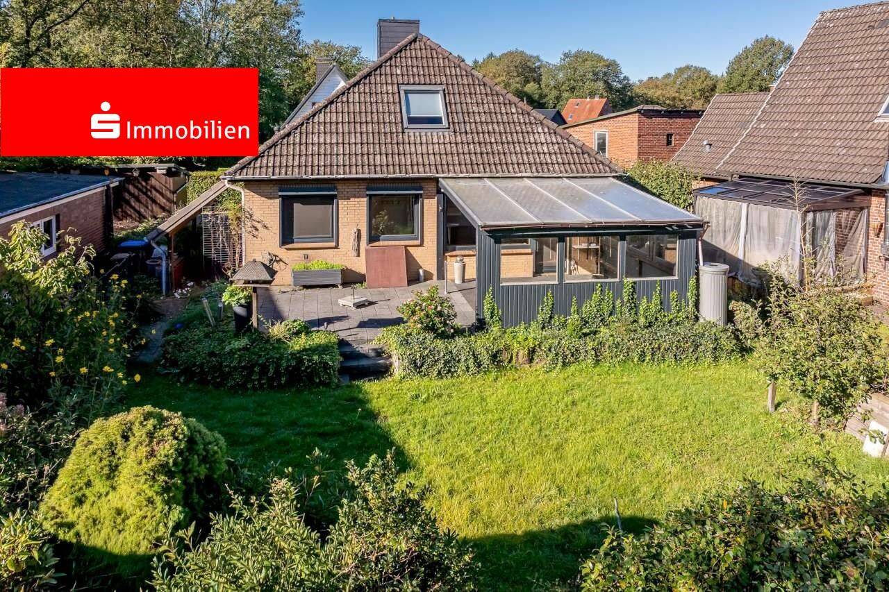 Einfamilienhaus mit Vollkeller in Horst, 25358 Horst (Holstein)