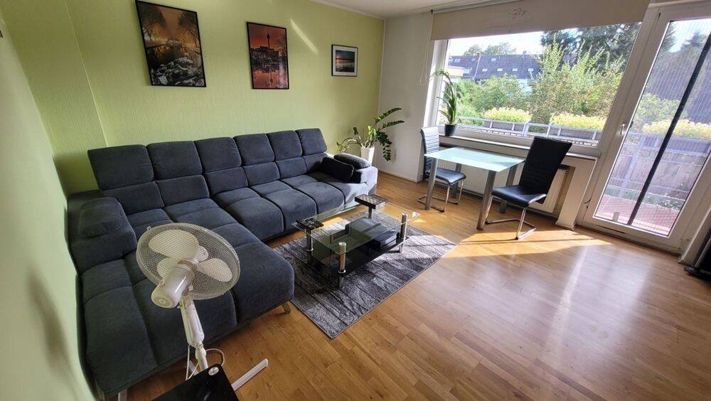 Schöne helle und teilmöblierte Wohnung in ruhiger Lage, 40225 Düsseldorf (Bilk Flehe Oberbilk Wersten)