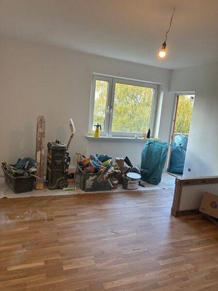 Renovierte 3-Zimmer-Wohnung mit Balkon und Einbauküche, 81241 München (Aubing-Lochhausen-Langwied Pasing-Obermenzing)