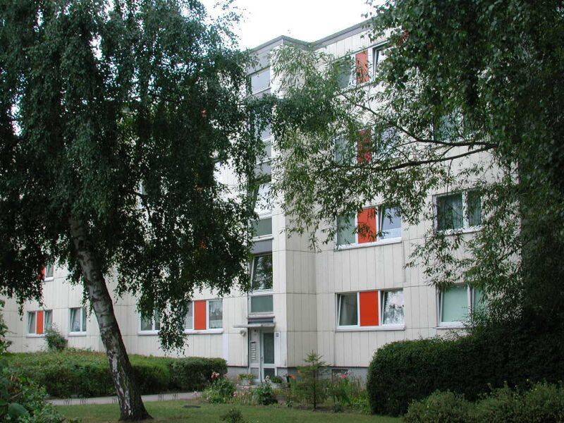 4-Zimmer-Wohnung: Nachmieter zu sofot gesucht !, 24109 Kiel (Hasseldieksdamm Mettenhof)