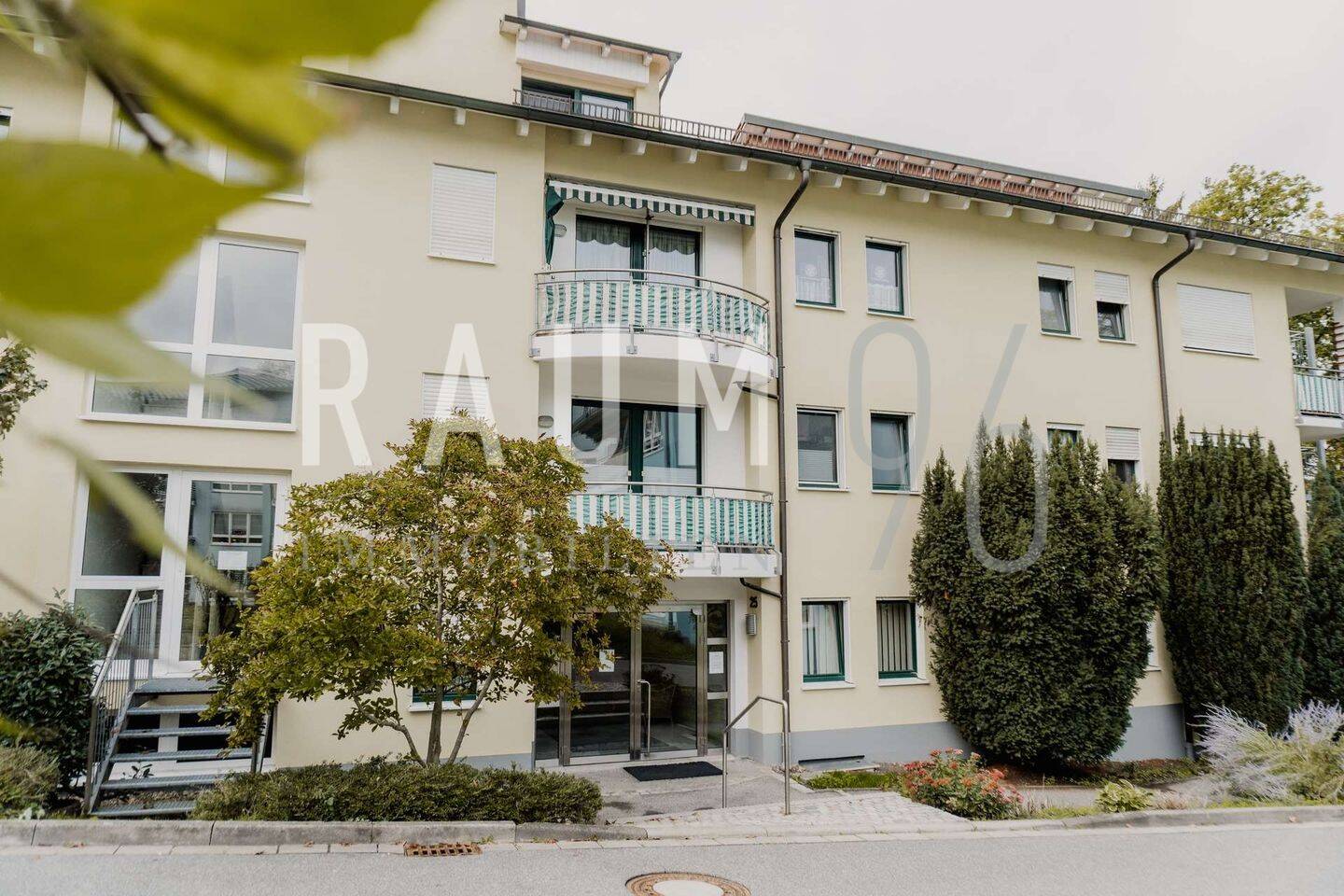 Barrierefreie 1-Zimmer-Wohnung mit Terrasse und Gemeinschaftseinrichtungen in Coburg, 96450 Coburg