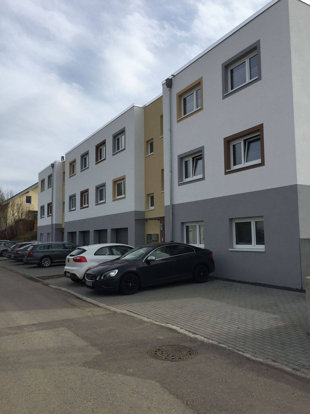 Hochwertige Wohnung mit Balkon, Niedrigenergiehaus, 54298 Igel