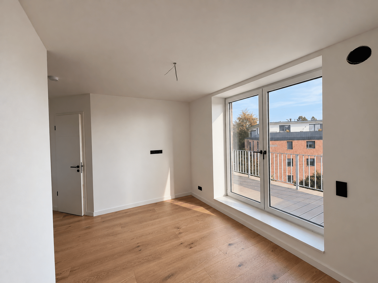 Neubau 2- Zi.-Penthaus mit Dachterrasse und Stellplatz in bevorzugter Lage, 22880 Wedel
