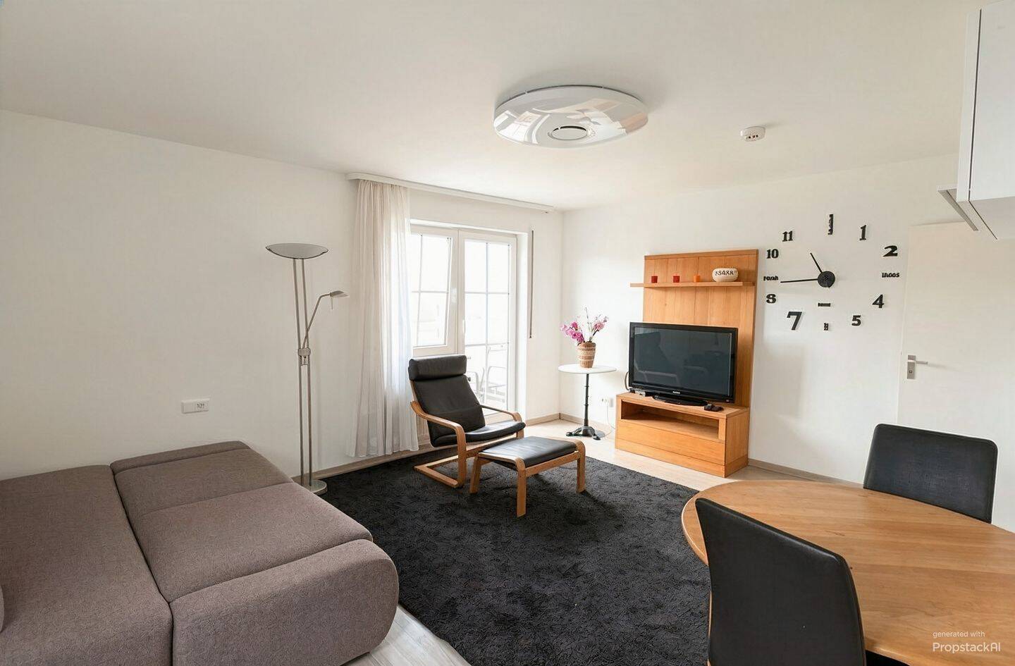 Möbliertes 1-Zimmer-Apartment mit Balkon und Aufzug am Heuchelhof, 97084 Würzburg (Heidingsfeld Heuchelhof Rottenbauer)